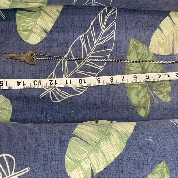 NWT PEACE 🗝Giving Key🗝 see pic for measurements and all the angles!! - Picture 4 of 5